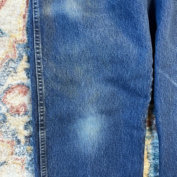 Wrangler Dark Wash Jeans Size 34 - Picture 5 of 6